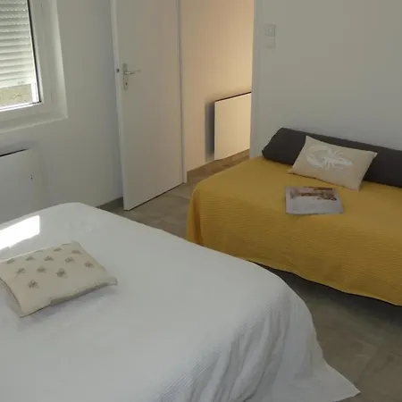 Holiday home Maison Conviviale A 500m De La Plage, Animaux Admis, Terrasse Et Wifi - Fr-1-540-307