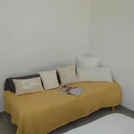 Holiday home Maison Conviviale A 500m De La Plage, Animaux Admis, Terrasse Et Wifi - Fr-1-540-307