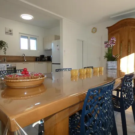 Maison Conviviale A 500m De La Plage, Animaux Admis, Terrasse Et Wifi - Fr-1-540-307 Holiday home